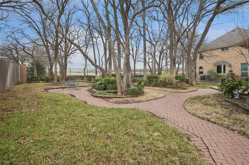 405 Royal Colonnade, Arlington TX 76011 - Photo 23