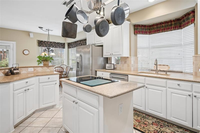 405 Royal Colonnade, Arlington TX 76011 - Photo 14