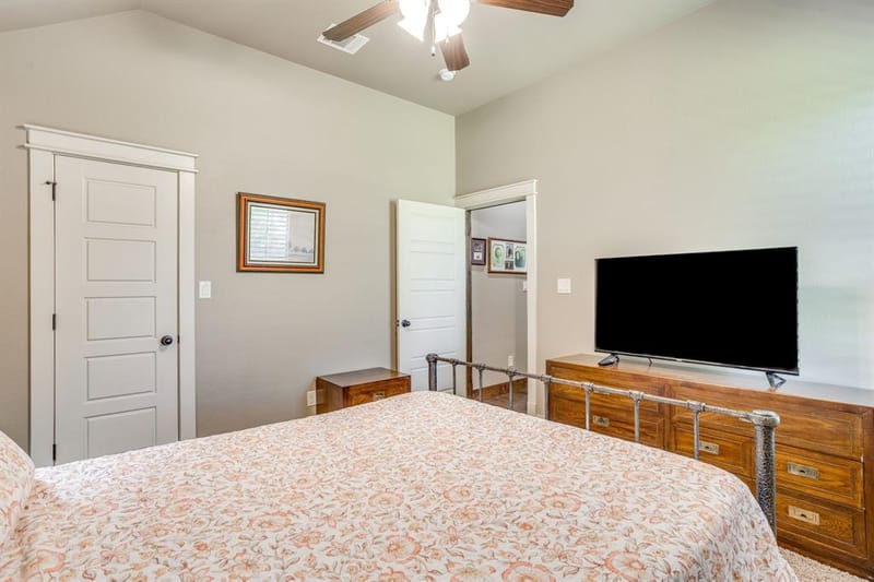 6342 Weatherby Road, Granbury TX 76049 - Photo 32