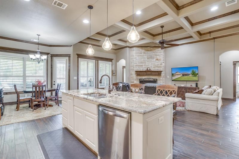 6342 Weatherby Road, Granbury TX 76049 - Photo 11