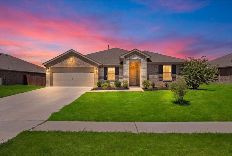 1321 Elmwood Drive, Cedar Hill TX 75104