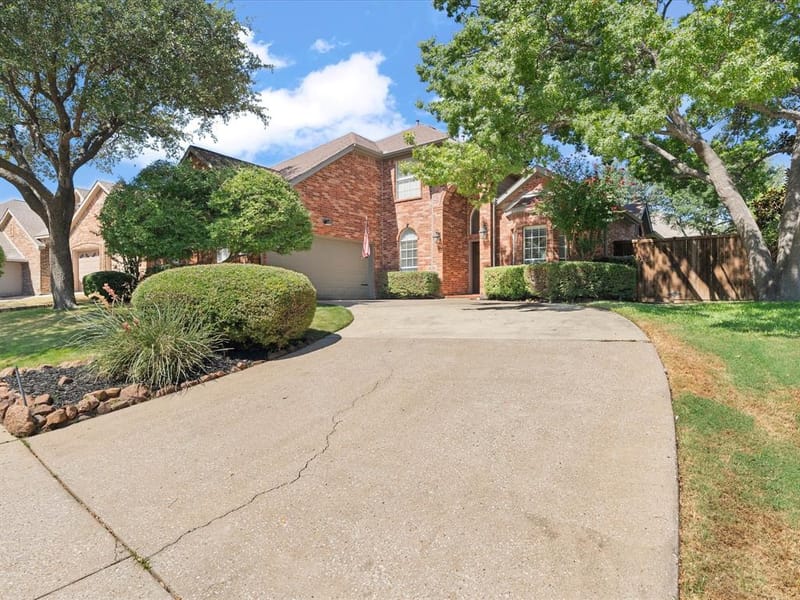 2710 Parkside Lane, McKinney TX 75072 - Photo 2