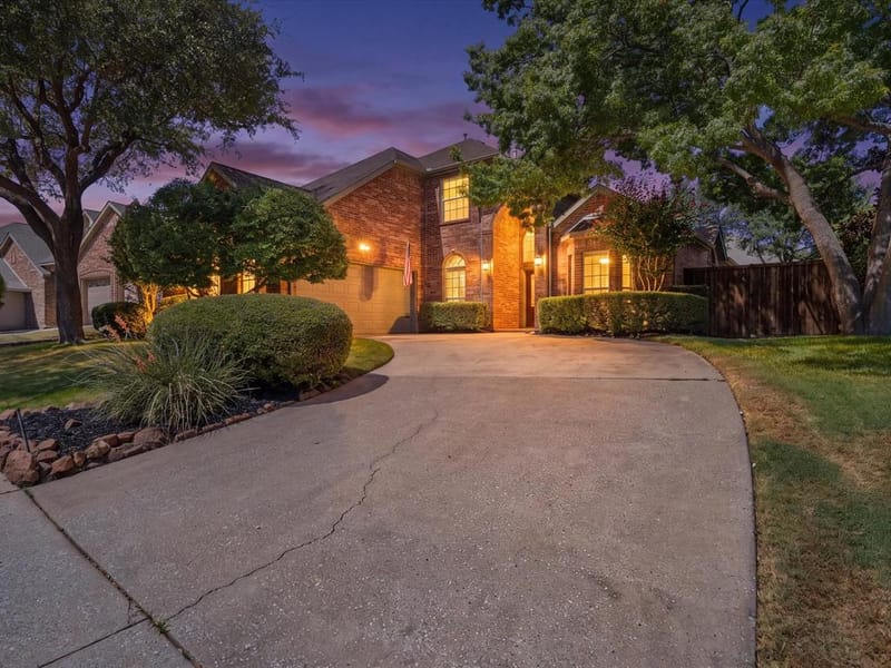 2710 Parkside Lane, McKinney TX 75072