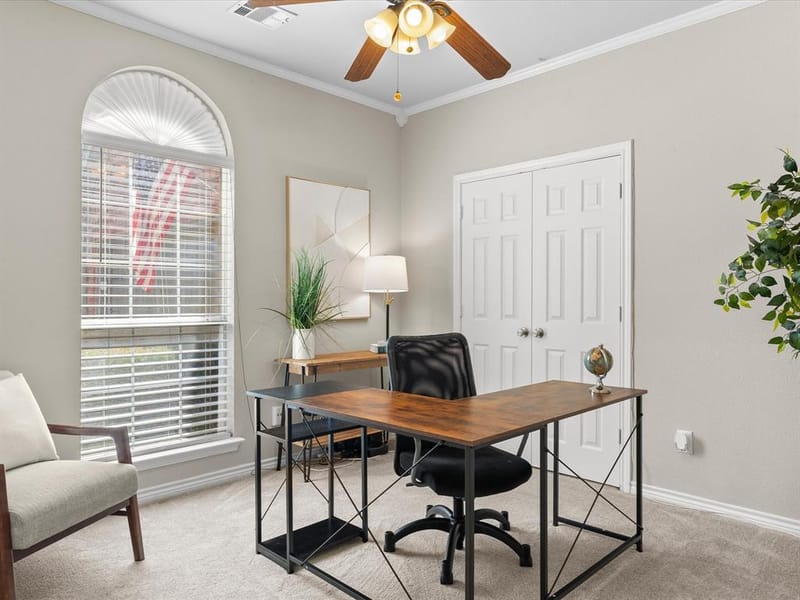2710 Parkside Lane, McKinney TX 75072 - Photo 10