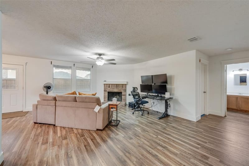 1620 Rialto Way, Fort Worth TX 76247 - Photo 7