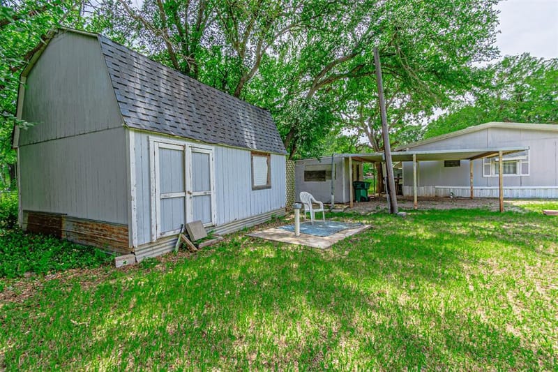 3007 Tanglewood Drive, Granbury TX 76048 - Photo 18