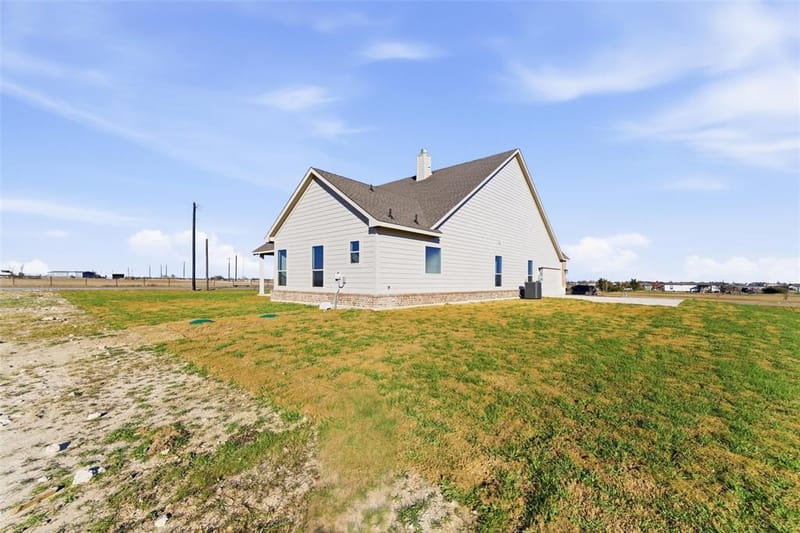 1030 County Road 200, Valley View TX 76272 - Photo 6