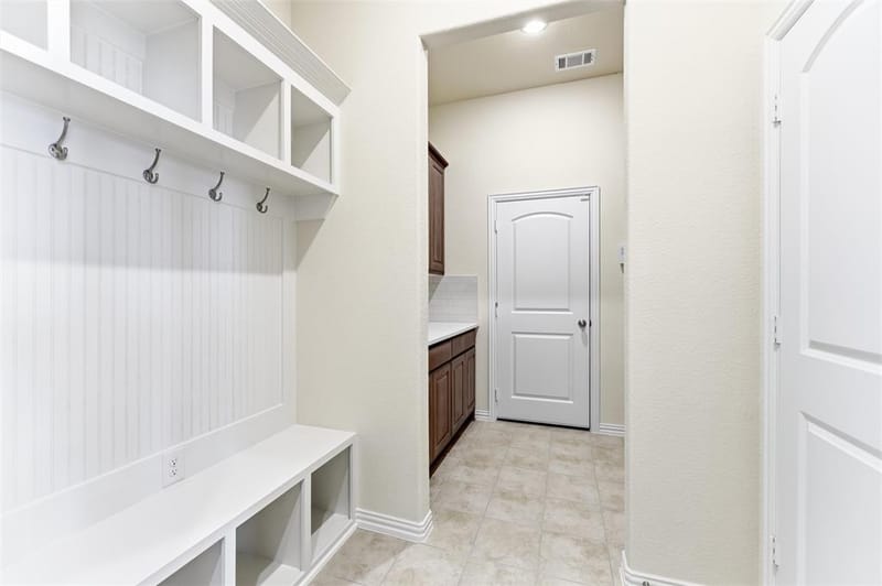 1030 County Road 200, Valley View TX 76272 - Photo 11