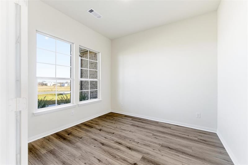 1030 County Road 200, Valley View TX 76272 - Photo 8