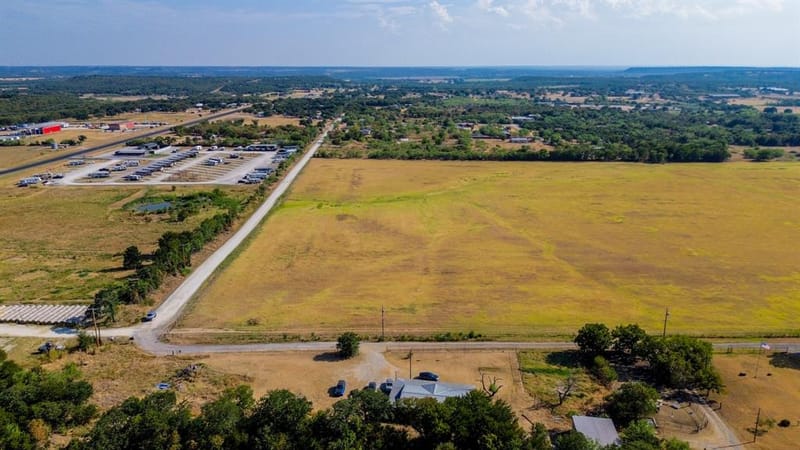 1024 N Keller Road, Mineral Wells TX 76067 - Photo 4