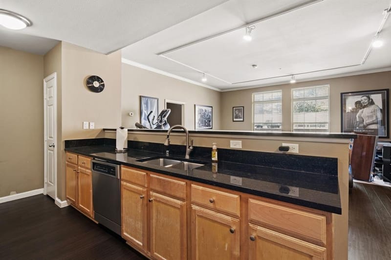 2305 Worthington Street # 108, Dallas TX 75204 - Photo 5