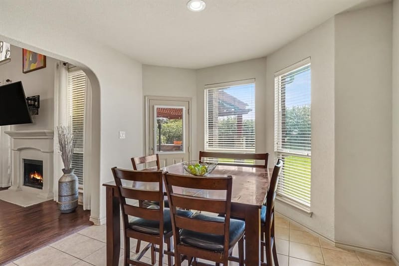 10041 Red Bluff Lane, Fort Worth TX 76177 - Photo 6