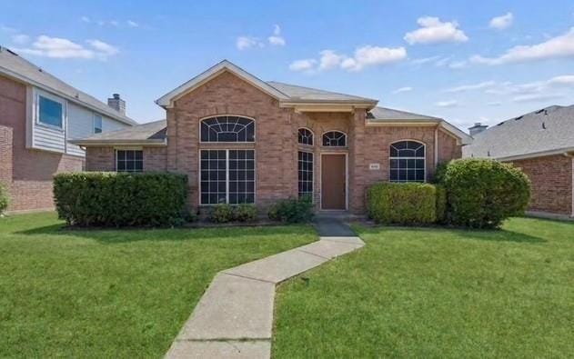 616 Kari Anne Lane, DeSoto TX 75115