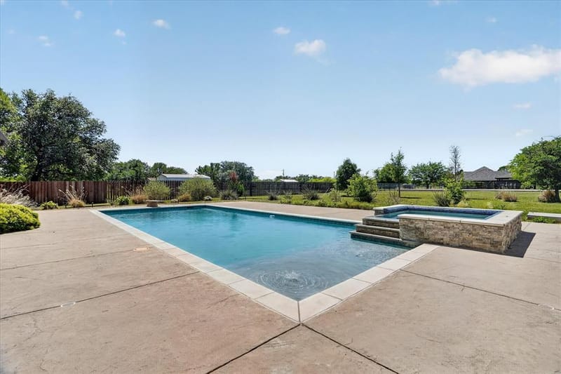 2000 Adams Lane S, Azle TX 76020 - Photo 17