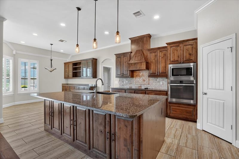 2000 Adams Lane S, Azle TX 76020 - Photo 8