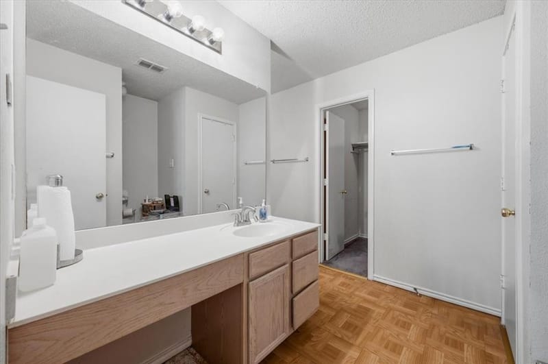 7207 Port Phillip Drive, Arlington TX 76002 - Photo 18