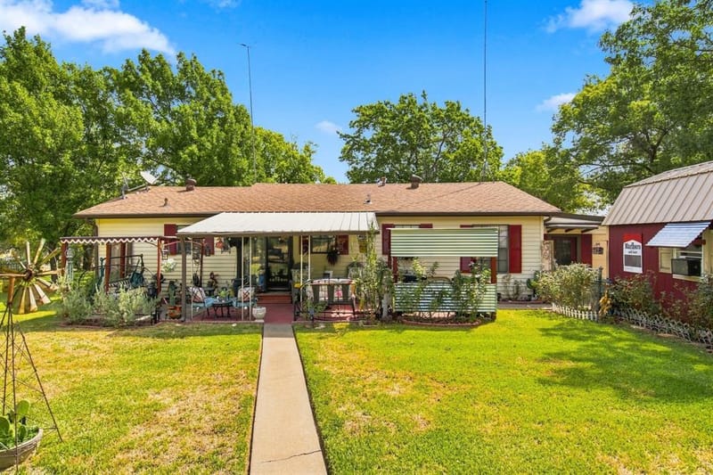 1561 Fm 1816, Bowie TX 76230 - Photo 22