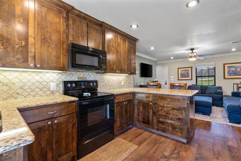 12190 Marion Road, Sanger TX 76266 - Photo 25