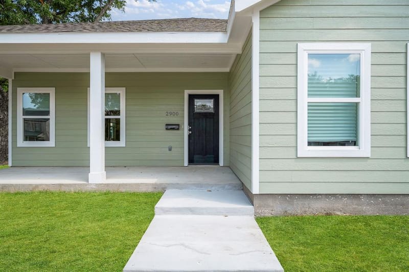 2900 Maryland Avenue, Dallas TX 75216 - Photo 2