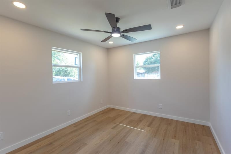 1121 Victoria Street, Bellmead TX 76705 - Photo 29