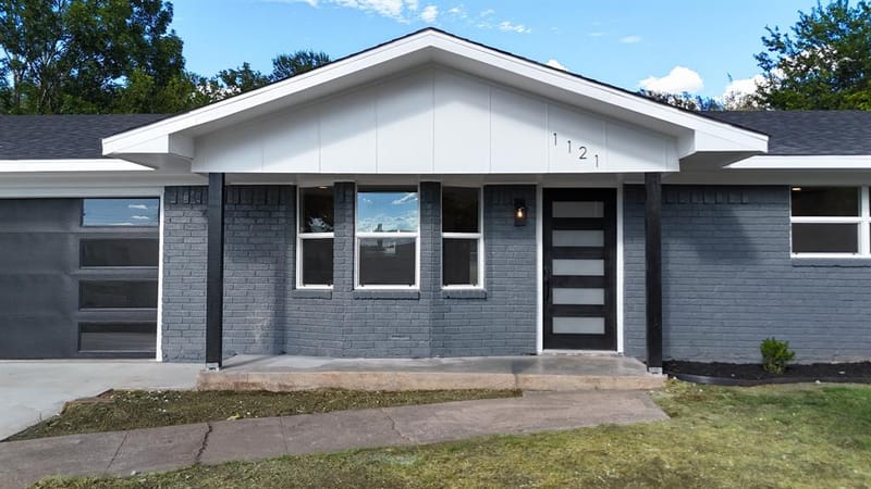 1121 Victoria Street, Bellmead TX 76705 - Photo 8
