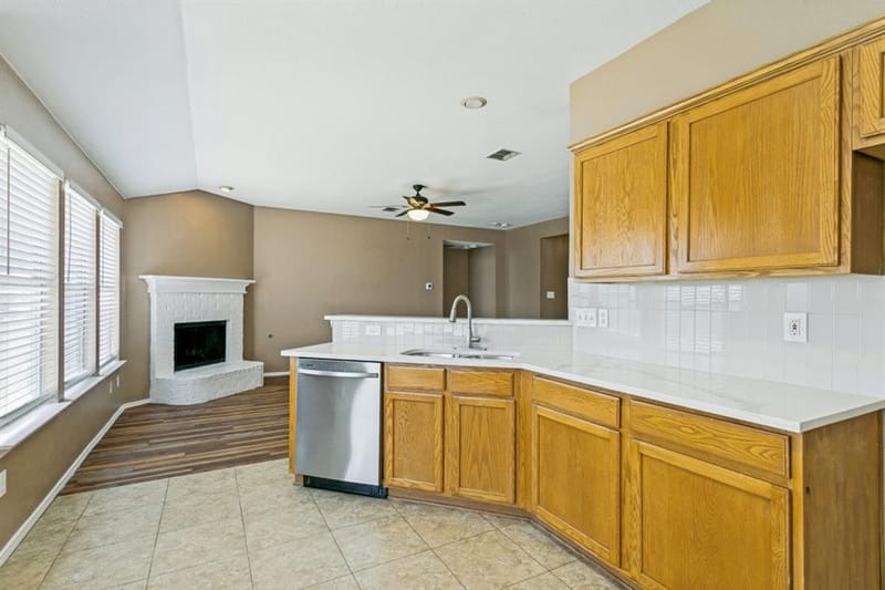 3012 Berkshire Lane, Corinth TX 76210 - Photo 13