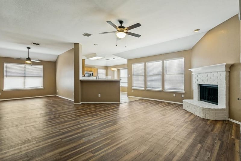3012 Berkshire Lane, Corinth TX 76210 - Photo 4