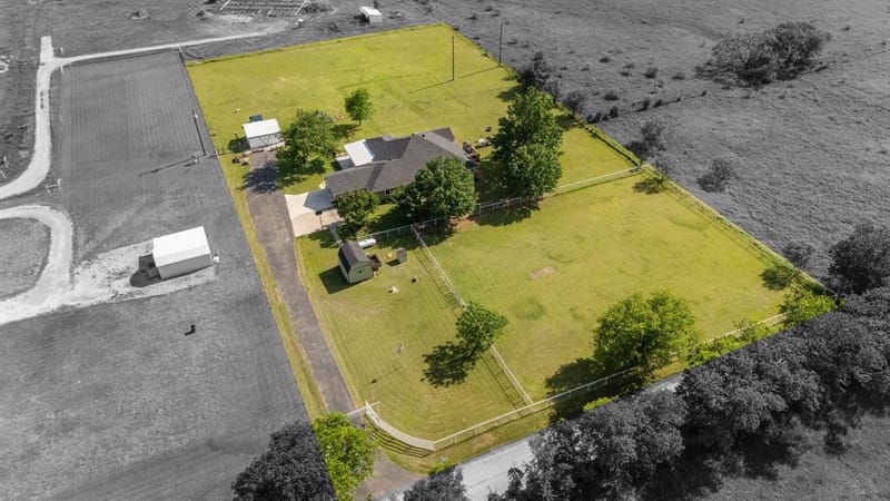 258 Bobcat Road, Sanger TX 76266 - Photo 37
