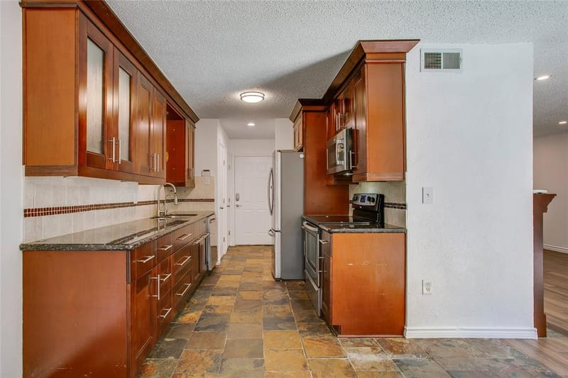 7444 E Northwest Highway # 119, Dallas TX 75231 - Photo 9