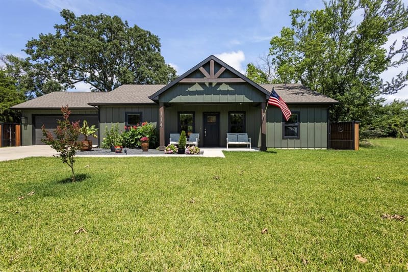 114 Garrett Lane, Gun Barrel City TX 75156