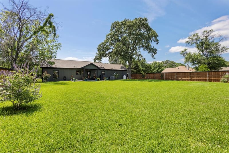 114 Garrett Lane, Gun Barrel City TX 75156 - Photo 18