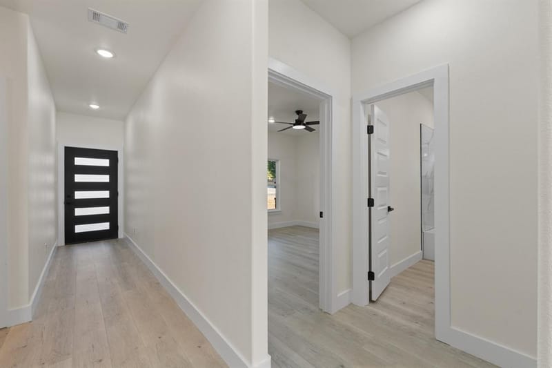 5431 arrowhead Drive, Granbury TX 76048 - Photo 6