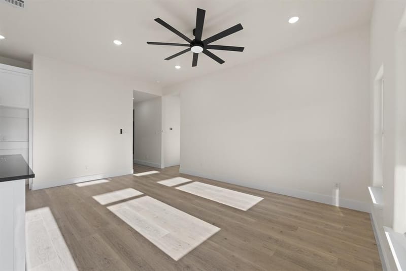 5431 arrowhead Drive, Granbury TX 76048 - Photo 13