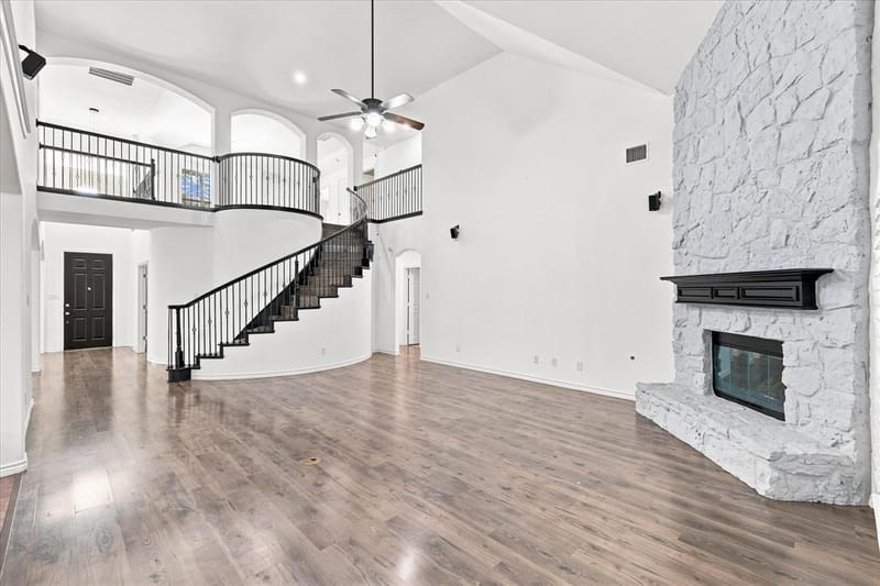 809 Meadowside Court, Garland TX 75043 - Photo 9