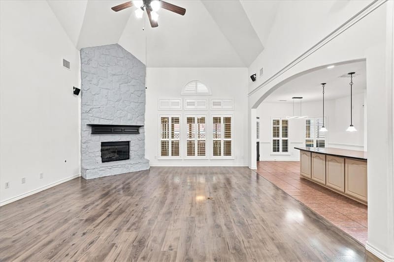 809 Meadowside Court, Garland TX 75043 - Photo 8