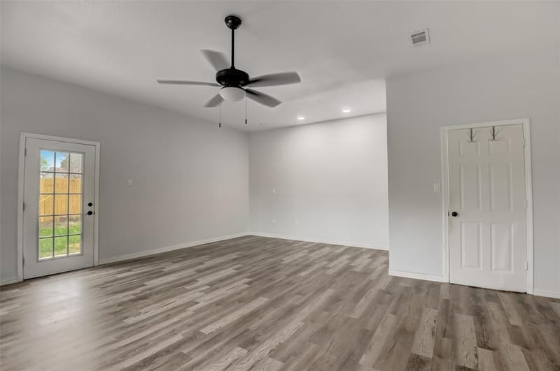 5441 Norma Street, Fort Worth TX 76112 - Photo 31