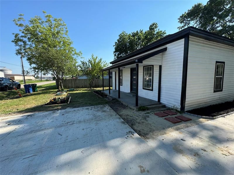 309 S Louisiana Street, Celina TX 75009 - Photo 25