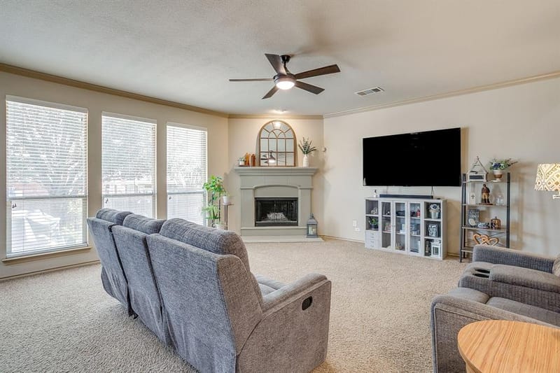 2217 Whitney Drive, Weatherford TX 76087 - Photo 8