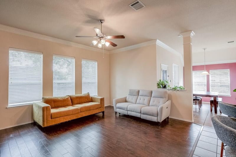 2815 Fox Creek Trail, Arlington TX 76017 - Photo 13
