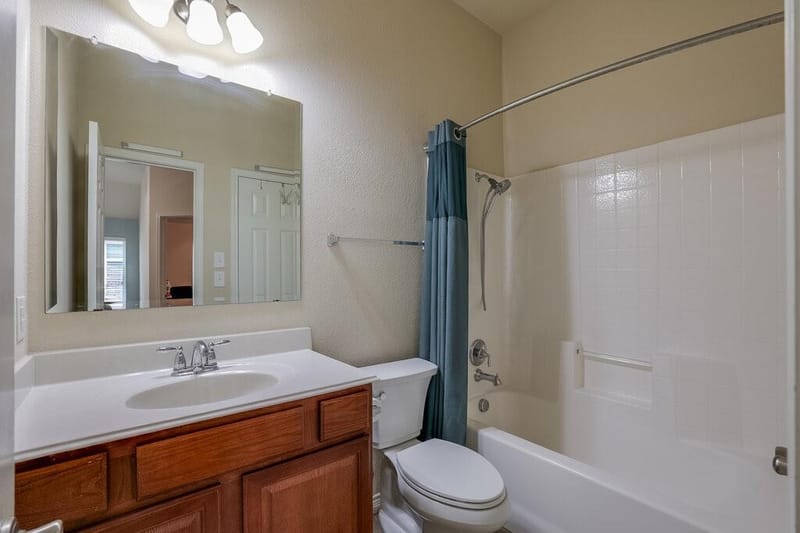 2815 Fox Creek Trail, Arlington TX 76017 - Photo 24