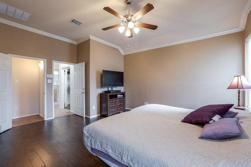 2815 Fox Creek Trail, Arlington TX 76017 - Photo 15