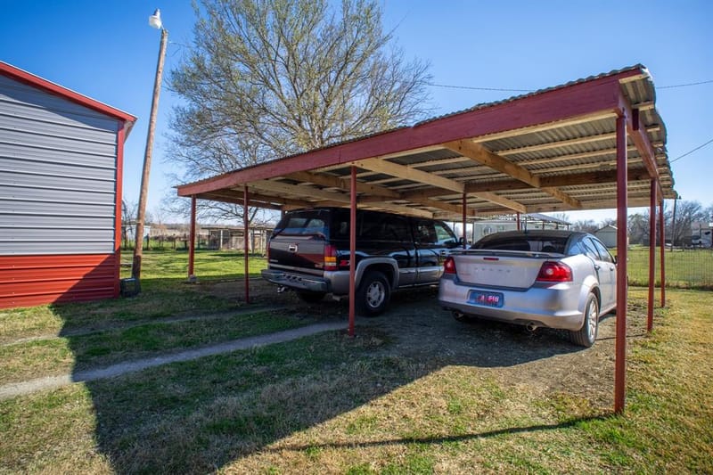 108 S Avenue C, Wortham TX 76693 - Photo 22