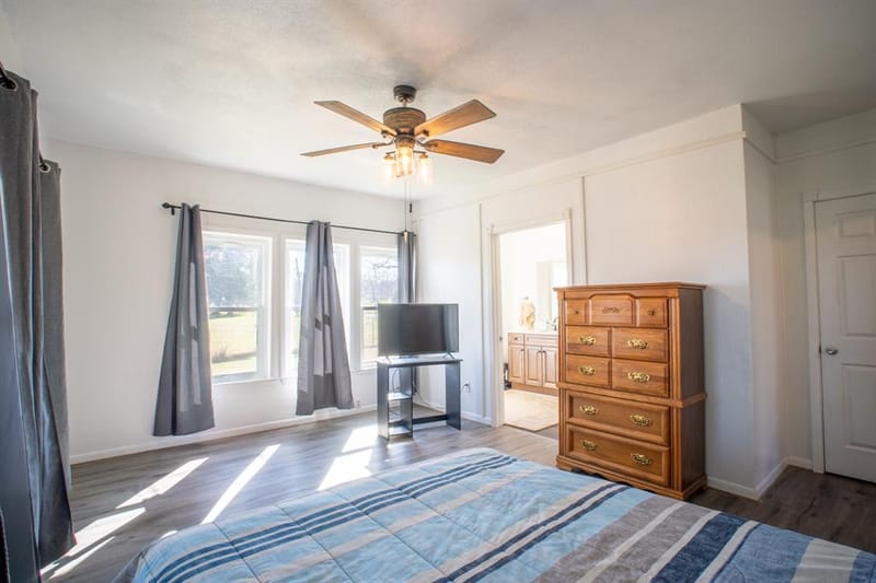 108 S Avenue C, Wortham TX 76693 - Photo 15