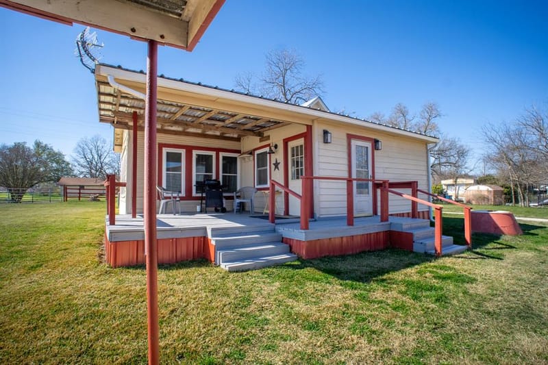 108 S Avenue C, Wortham TX 76693 - Photo 21