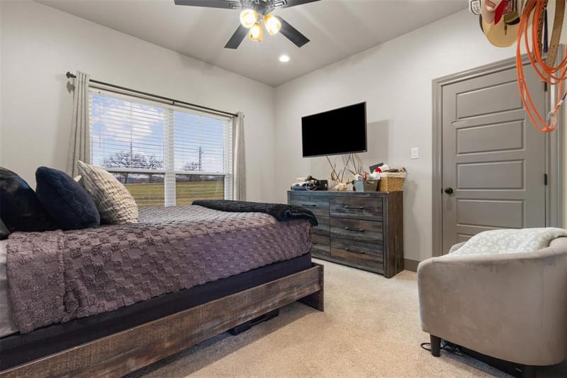 170 Rolling Hills Boulevard, Alvord TX 76225 - Photo 22