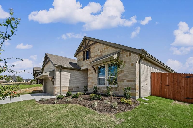 532 Vista Ridge Drive, Weatherford TX 76087 - Photo 2