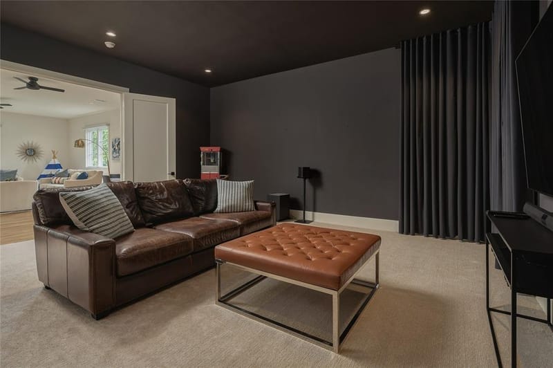 8427 Midway Road, Dallas TX 75209 - Photo 24