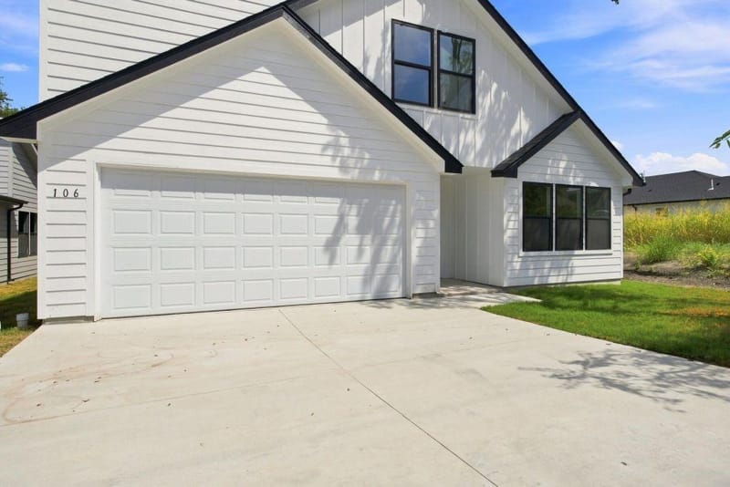 106 E Miller, Whitewright TX 75491 - Photo 26