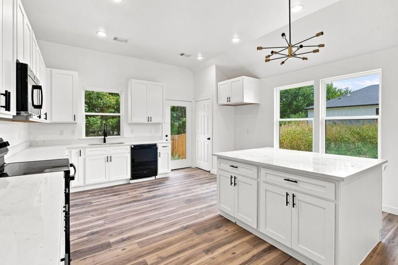 106 E Miller, Whitewright TX 75491 - Photo 7