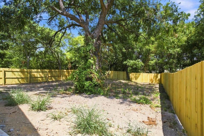 106 E Miller, Whitewright TX 75491 - Photo 25